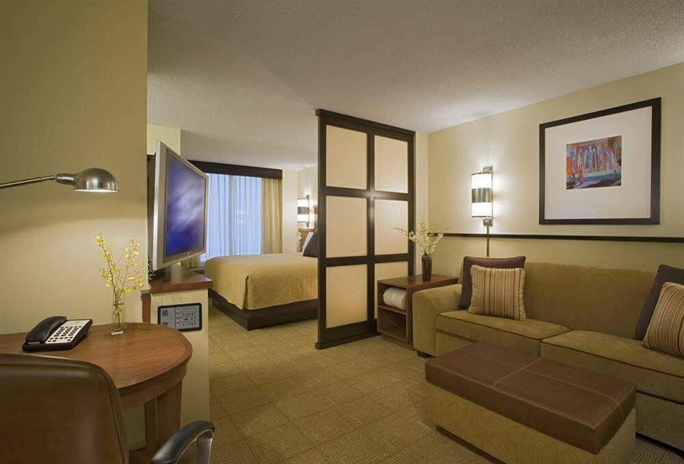 Hyatt Place Dallas Park Central Esterno foto